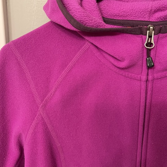 The North Face women’s large fleece jacket - Picture 3 of 9